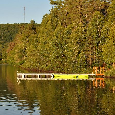 Motel Ours Bleu Lac-Saguay Εξωτερικό φωτογραφία